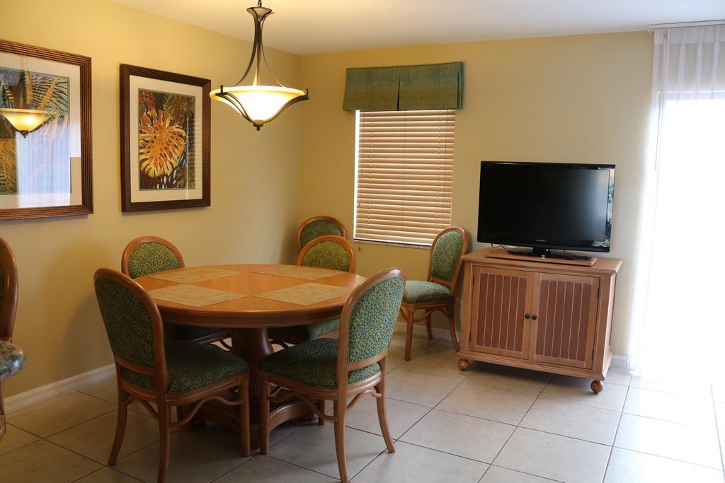 Multi Resorts At Fantasy World Orlando Phòng bức ảnh